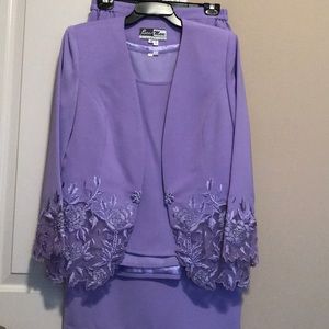 Ladies 3pc Lavender Suit Sz 10